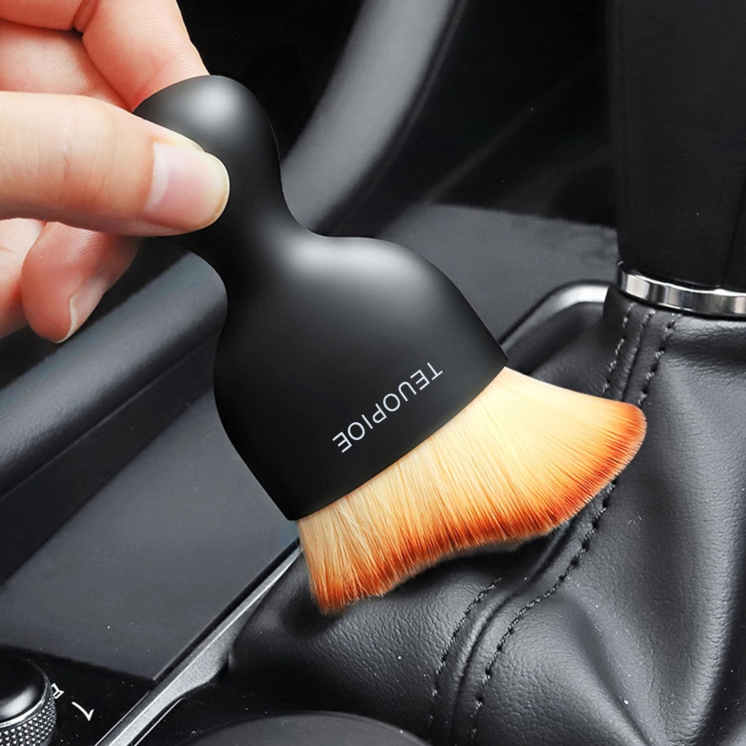 Car Interior Cleaning Brush Set - Soft Hair Detailing Tool for Dusting Air Vents and Surfaces (Brown)